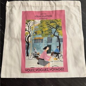 Louis Vuitton Cream and Pink Graphic Tote